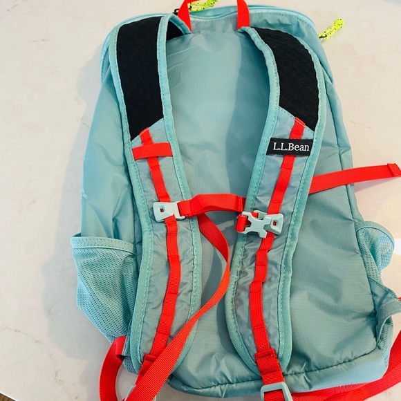 L.L.Bean Hiking Backpack - Picture 4 of 4